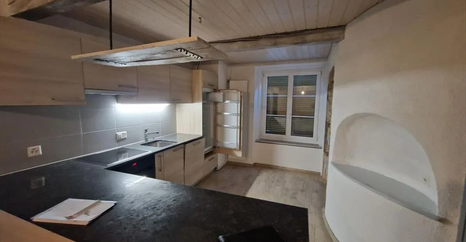 À Porrentruy immeuble de 3 appartements et 1 commerce