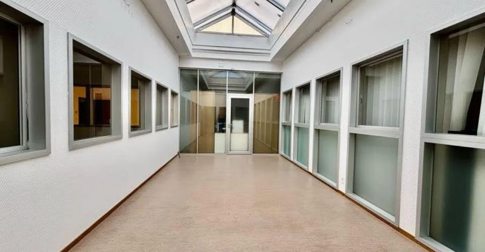 Le-Mont en Budron achetez vos bureaux à CHF 1500-m2 ! 330 m2 libres.