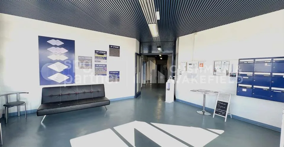 ST-CERGUE 297 - Bureaux lumineux et fonctionnels disponibles à la location ou à la vente