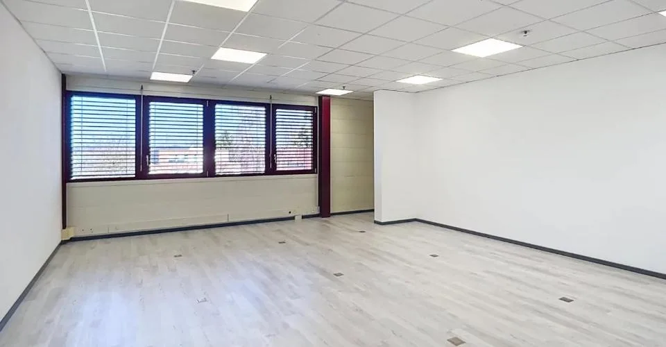 Opportunité d'investissement ? Surface de bureaux divisible