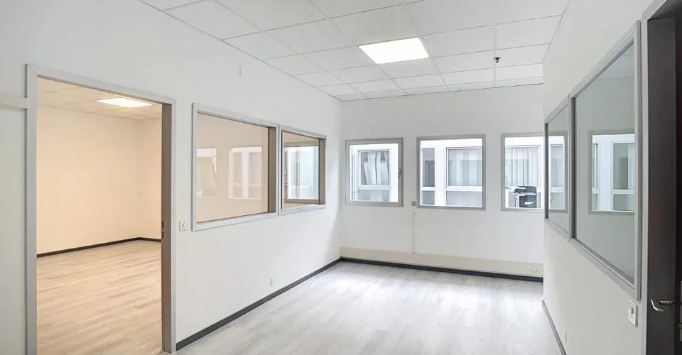 Opportunité d'investissement ? Surface de bureaux divisible