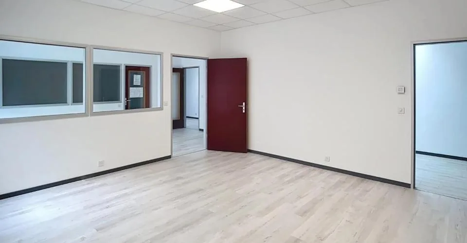 Opportunité d'investissement ? Surface de bureaux divisible
