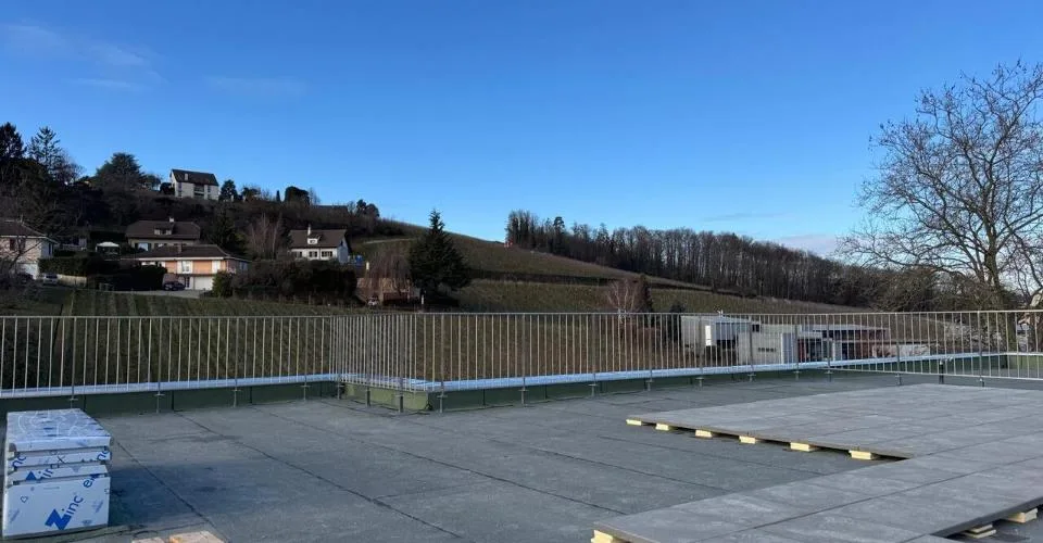 Surface administrative avec balcon - 2ème étage - Projet neuf
