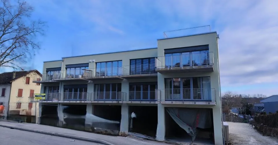 Surface administrative avec balcon - 2ème étage - Projet neuf