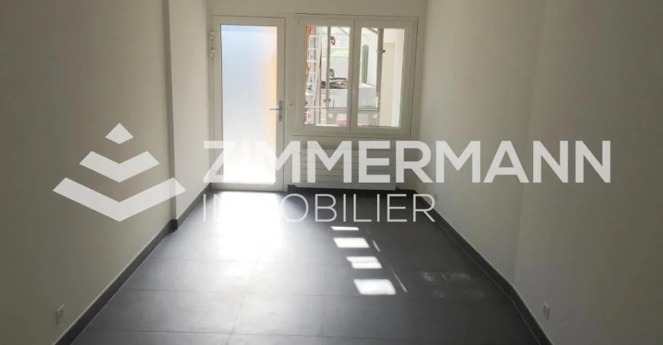 Administratif-Bureau 34 m2 à Founex
