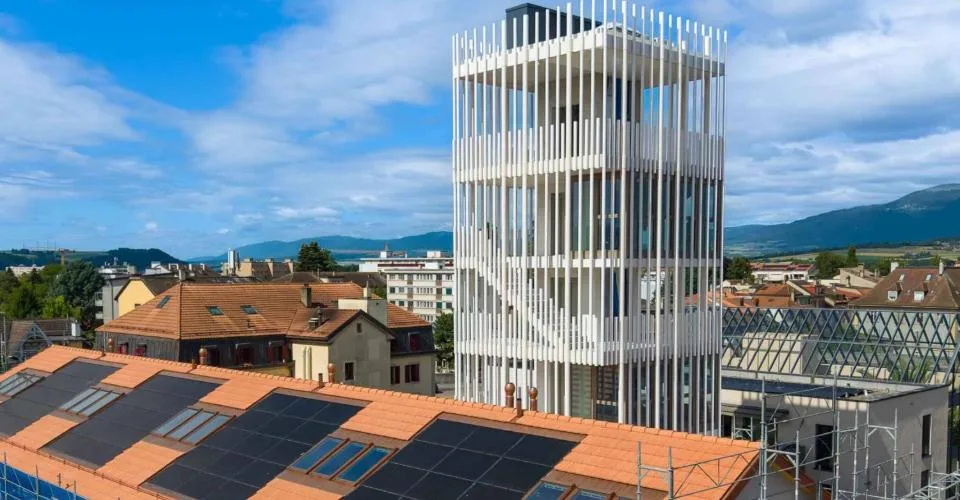 Bureaux exceptionnels dans une tour privative avec vue à 360°