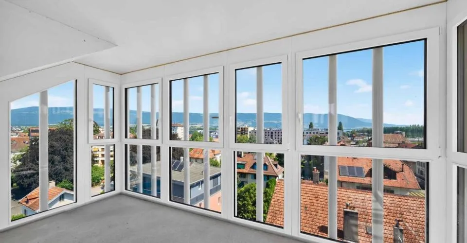 Bureaux exceptionnels dans une tour privative avec vue à 360°
