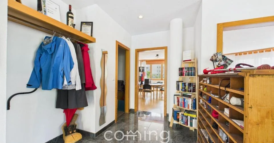 3.5-Zimmer-Wohnung in Susten - grosser Balkon, Abendsonne, flexible Nutzung