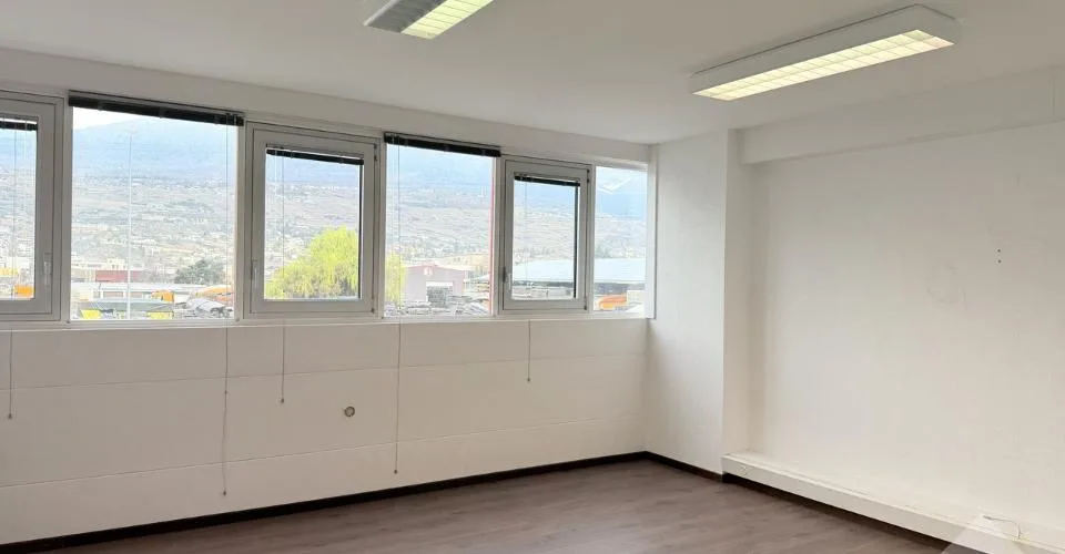 Vente de surface commerciale à Sion