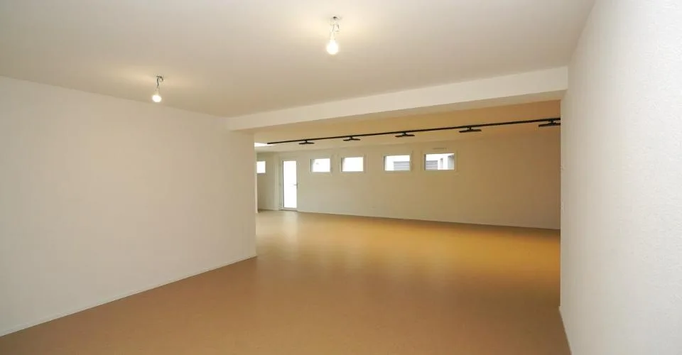 SPACIEUX BUREAUX À SIERRE