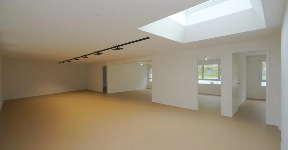 SPACIEUX BUREAUX À SIERRE