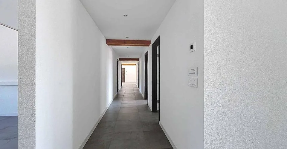 Bureaux spacieux avec 12 places de parc
