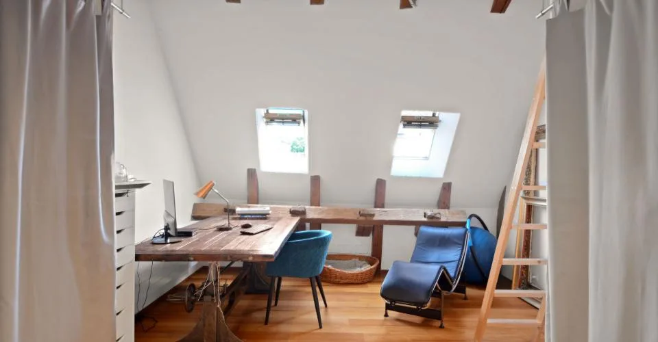 APPARTEMENT D'EXCEPTION AU COEUR DU CHÂTEAU DE PESEUX
