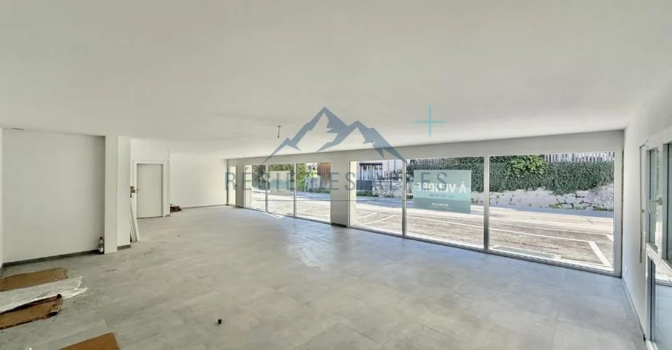 Arcades commerciales au coeur du Sentier - (lot 6 - lot 7 - lot 11)