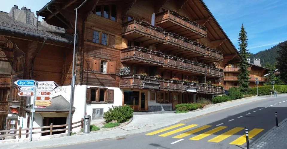 Espace commercial spacieux à Villars-sur-Ollon, Suisse