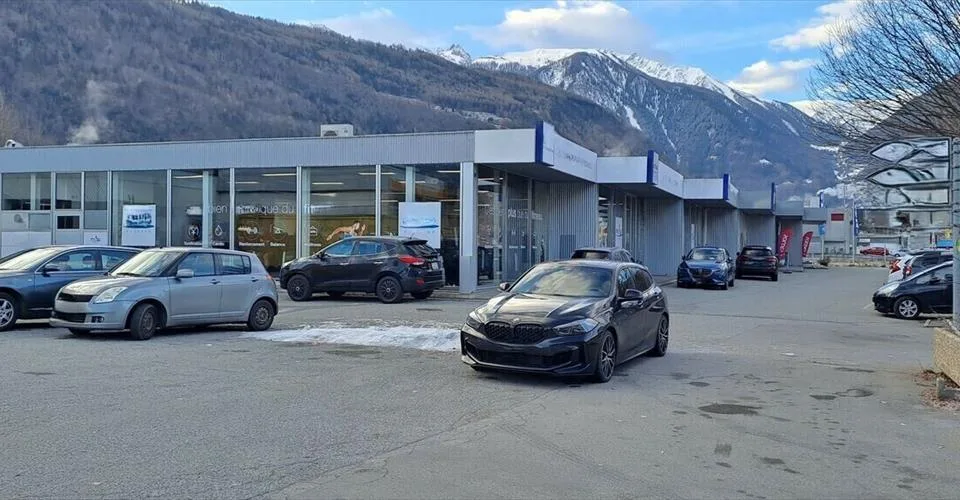 A Vendre Local Commercial Pour Investisseur Martigny