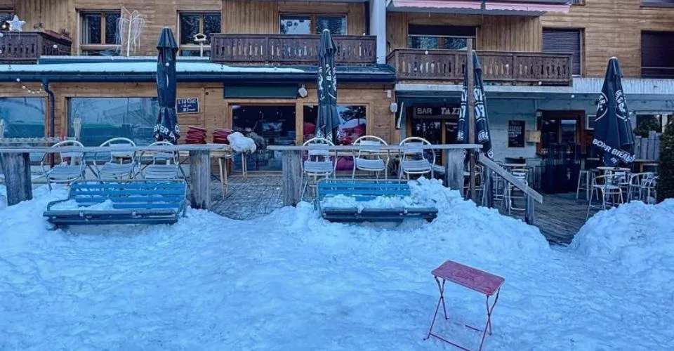 Café-bar - Restaurant ? Emplacement premium à Morgin