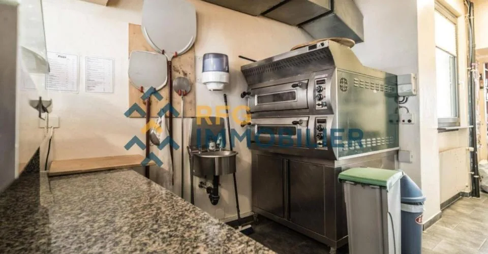 Restaurant 487.85 m2 à Sembrancher