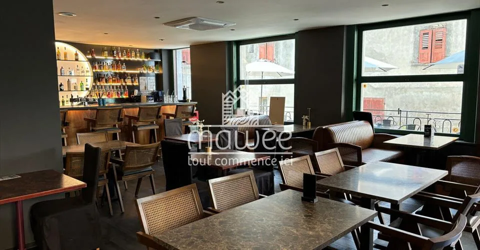 Bar-Restaurant élégant et prestigieux au cœur de Fully !