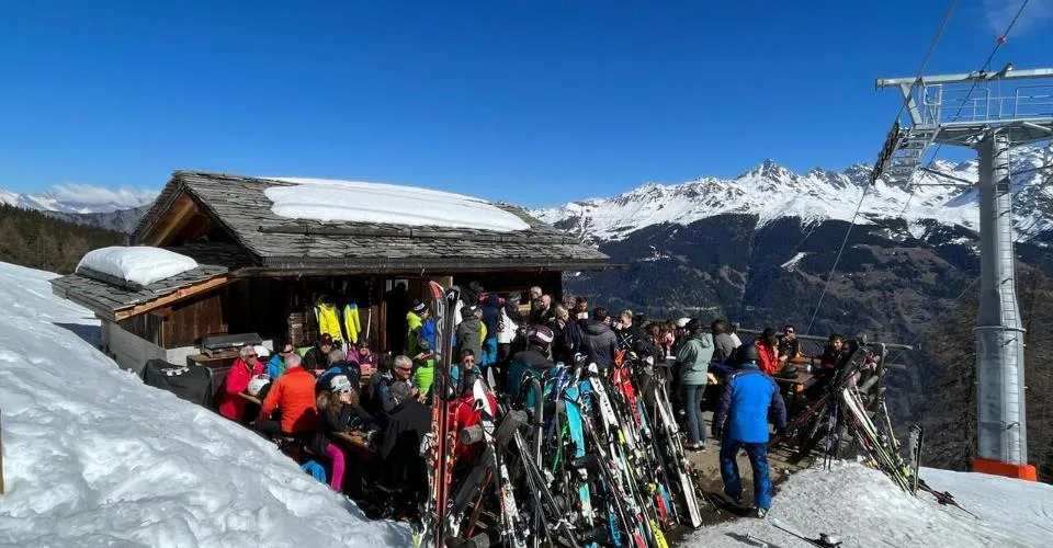 Magnifique restaurant sur les pistes de ski