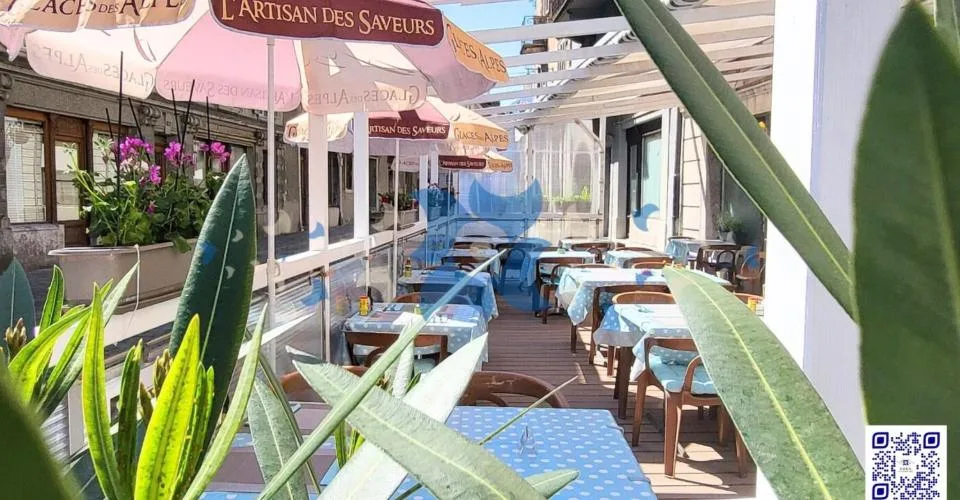 À vendre - Restaurant de caractère aux charmes authentique de 580 m² à Saint-Maurice (VS) Authenticité, volumes généreux et emplacement stratégique - Possibilité de libération rapide !