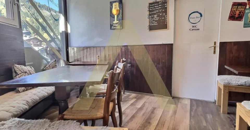 Bar restaurant au coeur du village