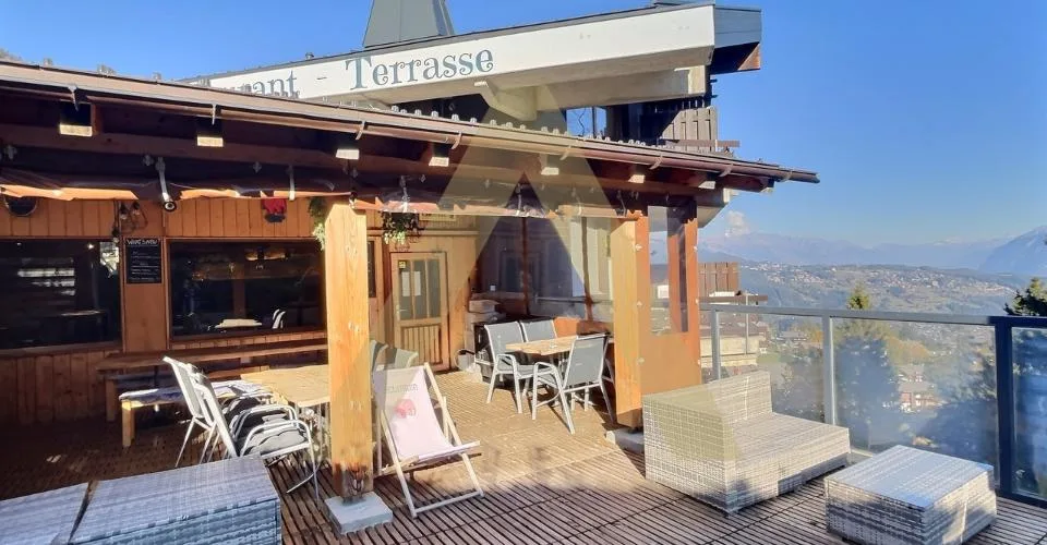 Bar restaurant au coeur du village