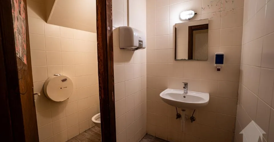 Exceptionnel : bistrot avec duplex 5.5 pièces et studio indépendant