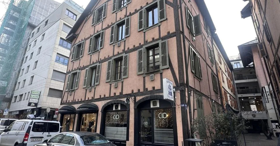 Vente arcade (restaurant) avec terrasse