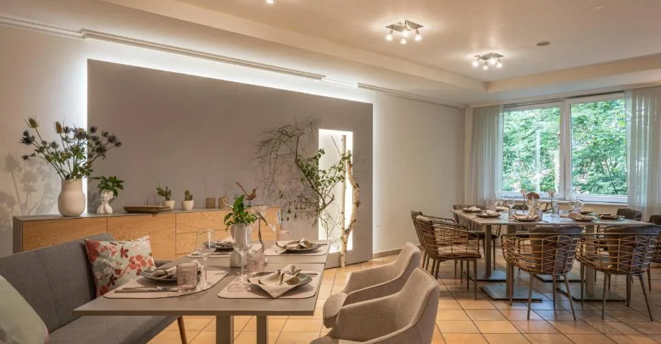 Hôtel-restaurant sur grande parcelle à vendre à Porrentruy