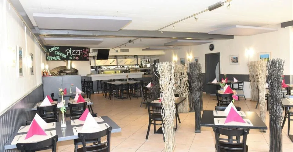 Hôtel-restaurant réputé à Bure avec appartement de fonction