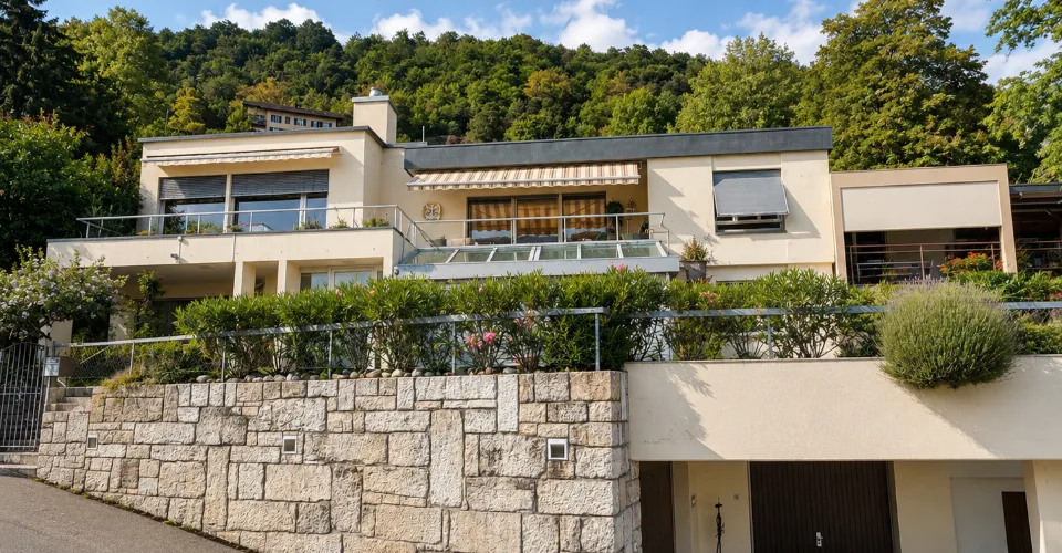 Villa mit Panoramablick auf den See – Foto 4 von 13