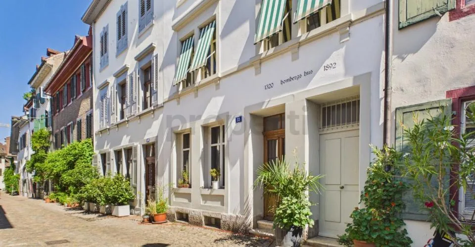 Charmantes Wohnen mit Balkon und historischem Flair – photo 25 sur 26