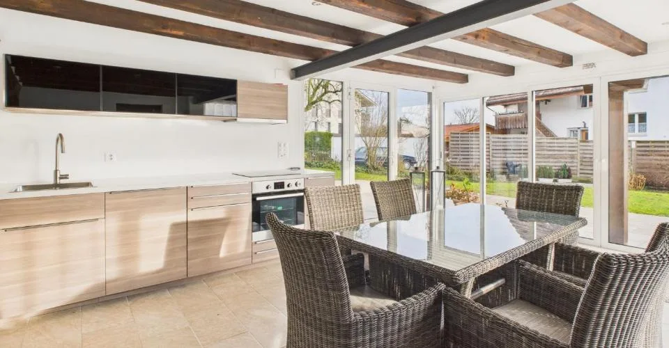 Historisches 8.5-Zimmer-Bauernhaus mit Charme, Pferdestall und grossem Garten in Attiswil