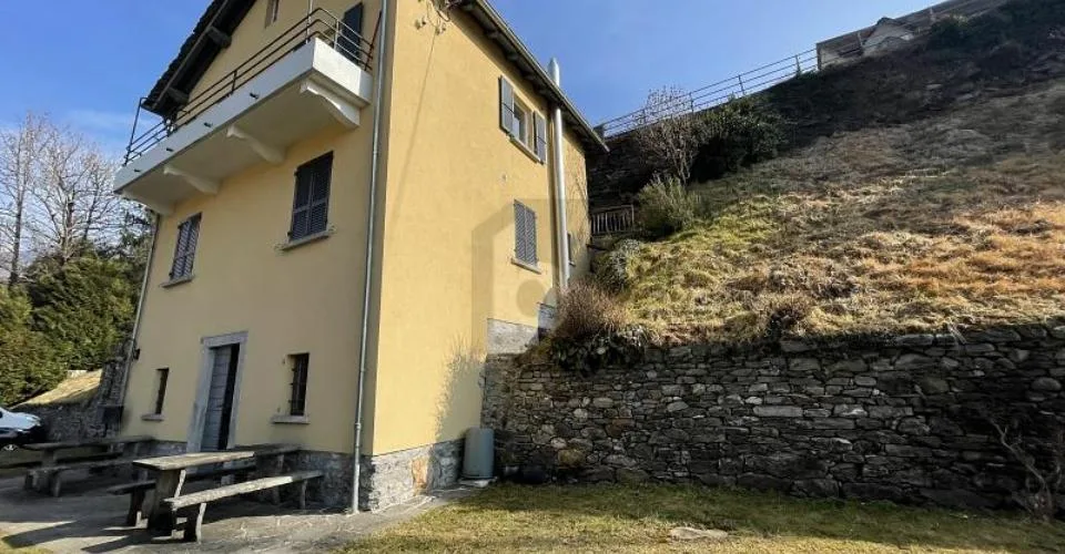 TRANQUILLA CON GIARDINO – Foto 4 von 8