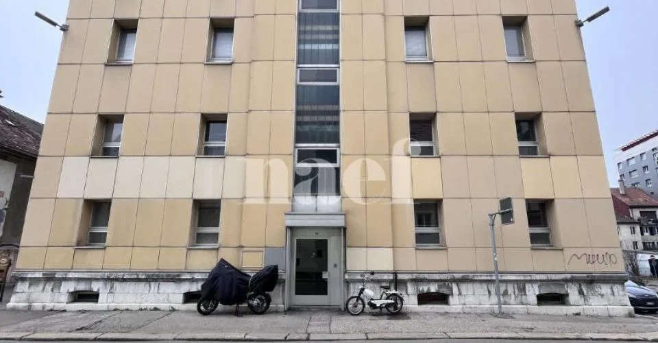 Appartement de 4.5 pièces en plein centre-ville – Foto 8 von 16