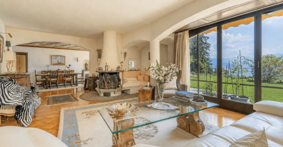CHEXBRES - CASA PADRONALE CON PISCINA, VISTA LAGO & APPARTAMENTO – foto 17 di 26