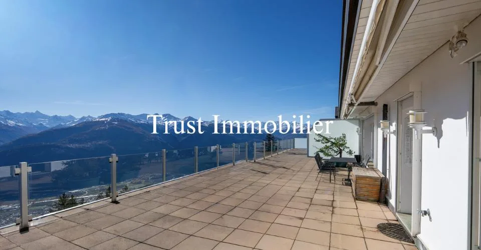 5004. Vision panoramique depuis ce vaste attique, SKI IN - OUT – photo 2 sur 25