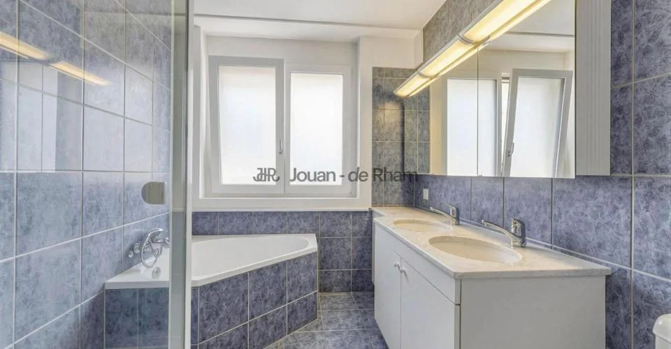 Cologny | 4-Zimmer-Dachwohnung mit atemberaubendem Blick – Foto 7 von 22