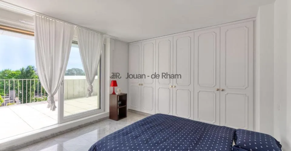 Cologny | 4-Zimmer-Dachwohnung mit atemberaubendem Blick – Foto 6 von 22