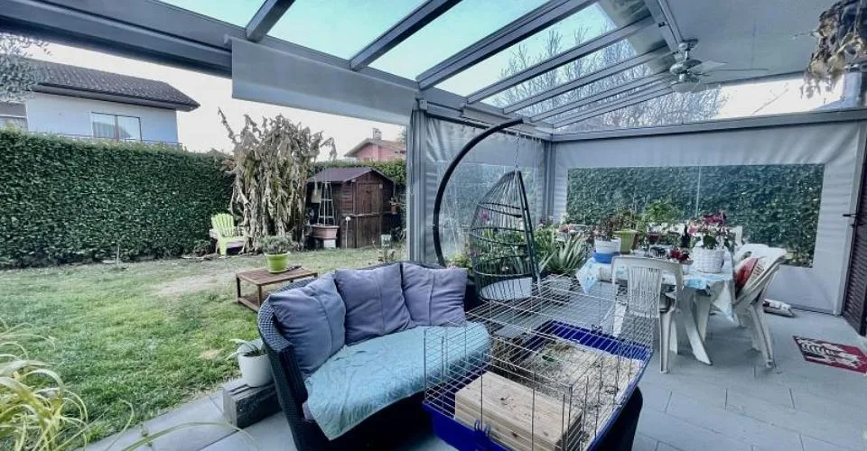 Maison mitoyenne très spacieuse et lumineuse avec jardin – photo 11 sur 12