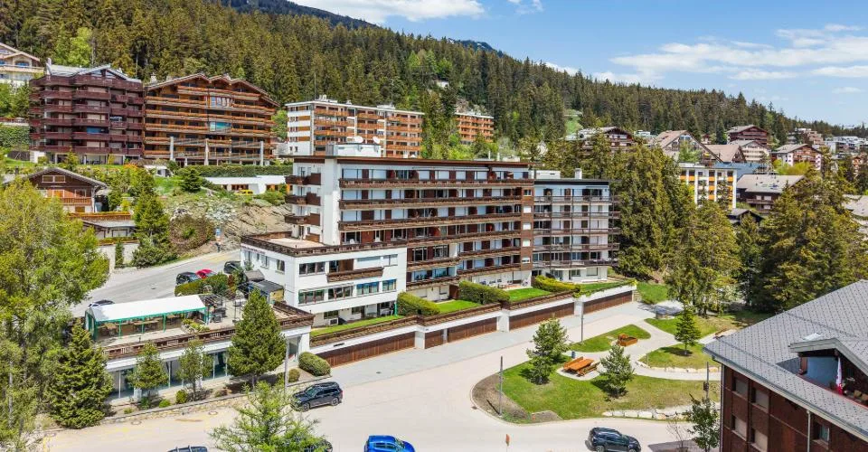 Sehr schönes 3.5-Zimmer-Apartment im Erdgeschoss mit Terrasse und Garten – Foto 41 von 41