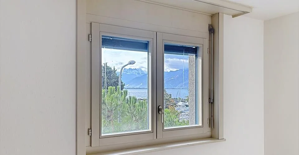 Meraviglioso appartamento di 3,5 locali con caminetto a Clarens – foto 38 di 41