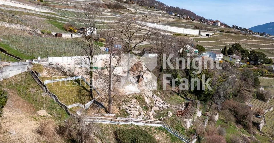 Neue Dachgeschosswohnung mit 7,5 Zimmern und außergewöhnlichem Blick auf den See – Foto 12 von 12