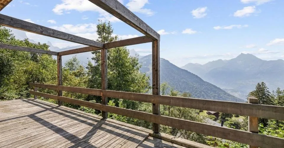 Chalet ristrutturato sulle alture di Gryon, studio indipendente, vista panoramica – foto 22 di 22