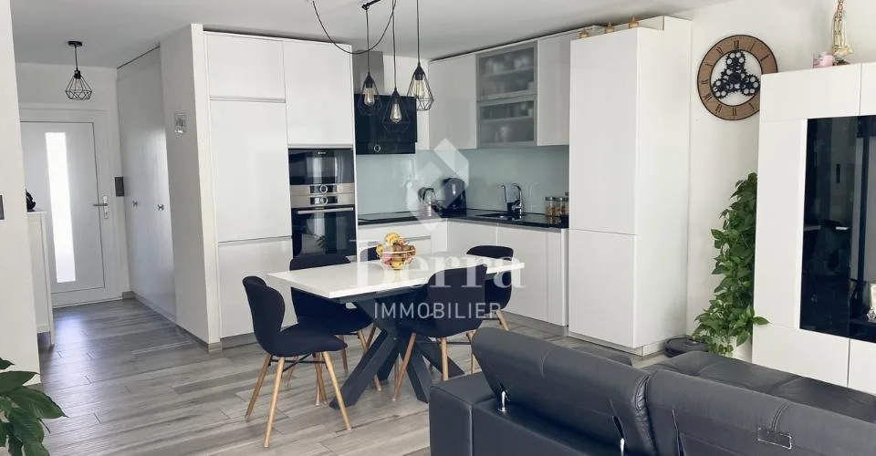 Villa mitoyenne de 4.5 pièces