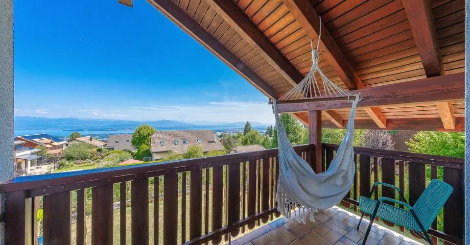 Schönes Haus in Arzier-Le Muids mit Blick auf den See! – Foto 22 von 26