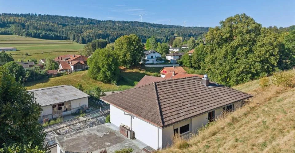 Élégance, potentiel et sérénité au coeur du Jura bernois – photo 17 sur 26