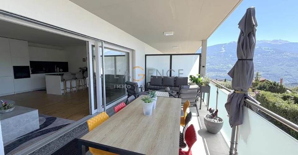 APPARTEMENT DE 4,5 PCES AVEC GRANDE TERRASSE DE 21 M2