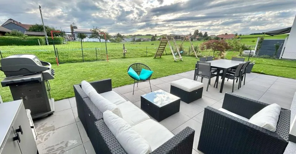 Bella villa individuale familiare di 165 m2 con giardino